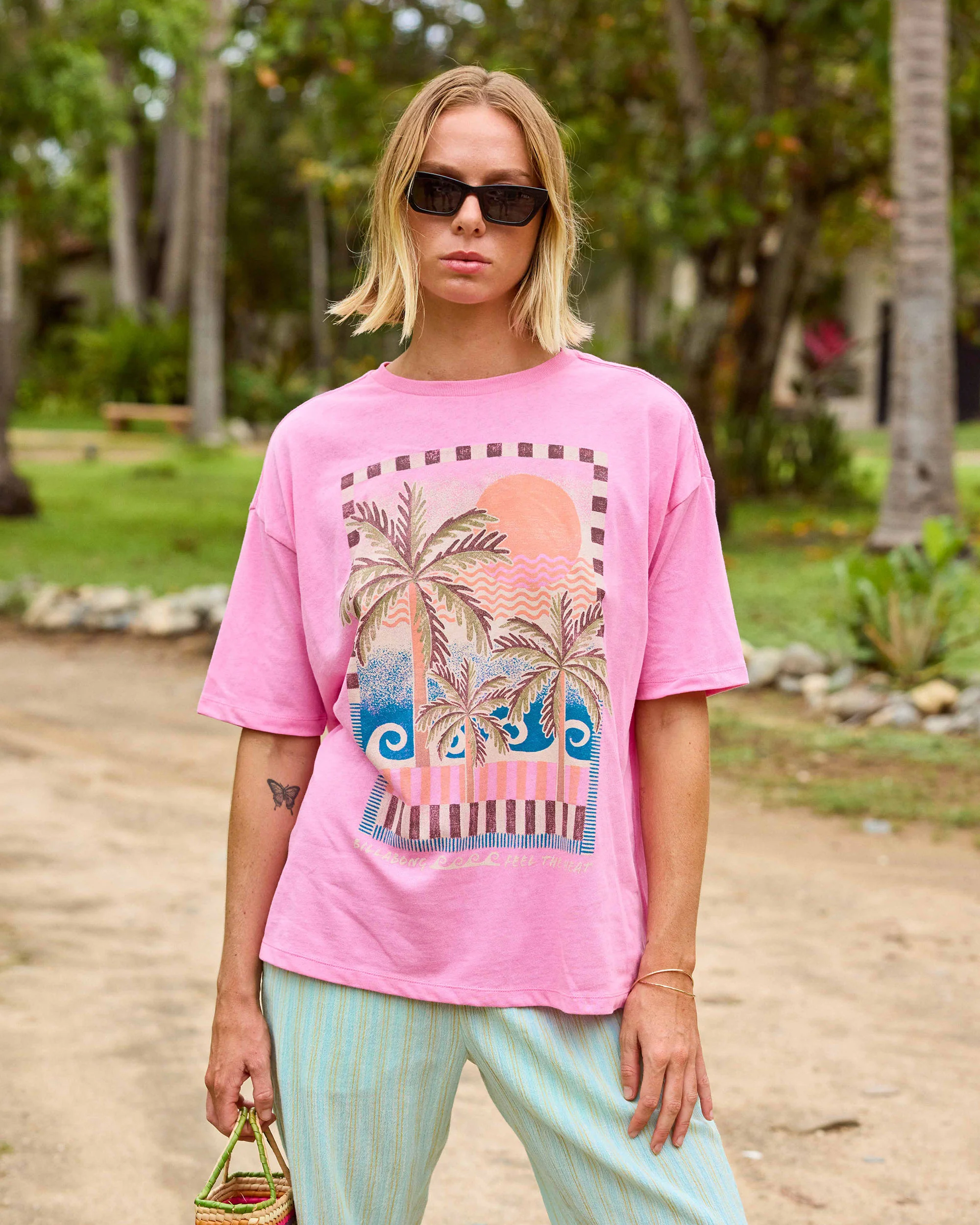 Feel The Heat Short Sleeve Knit T-Shirt - Party Pink - Image 2