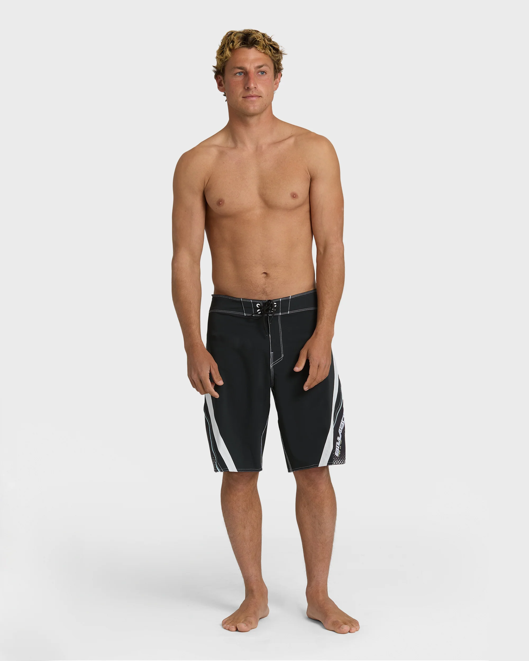Fluid 2k Pro 21" Boardshorts - Black/White - Black - Image 4