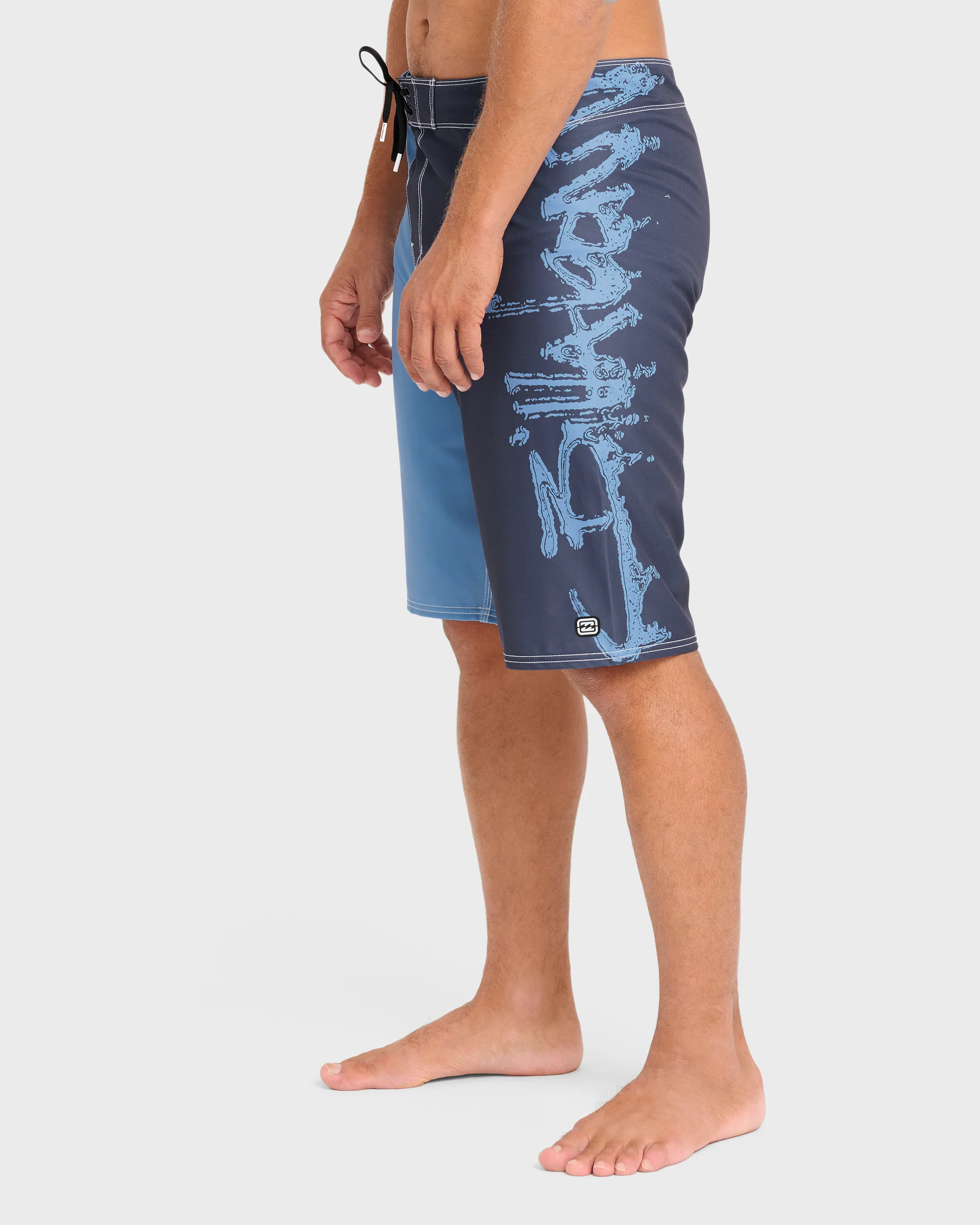 Inverted Pro 22" Boardshorts - Ocean Blue - Image 3