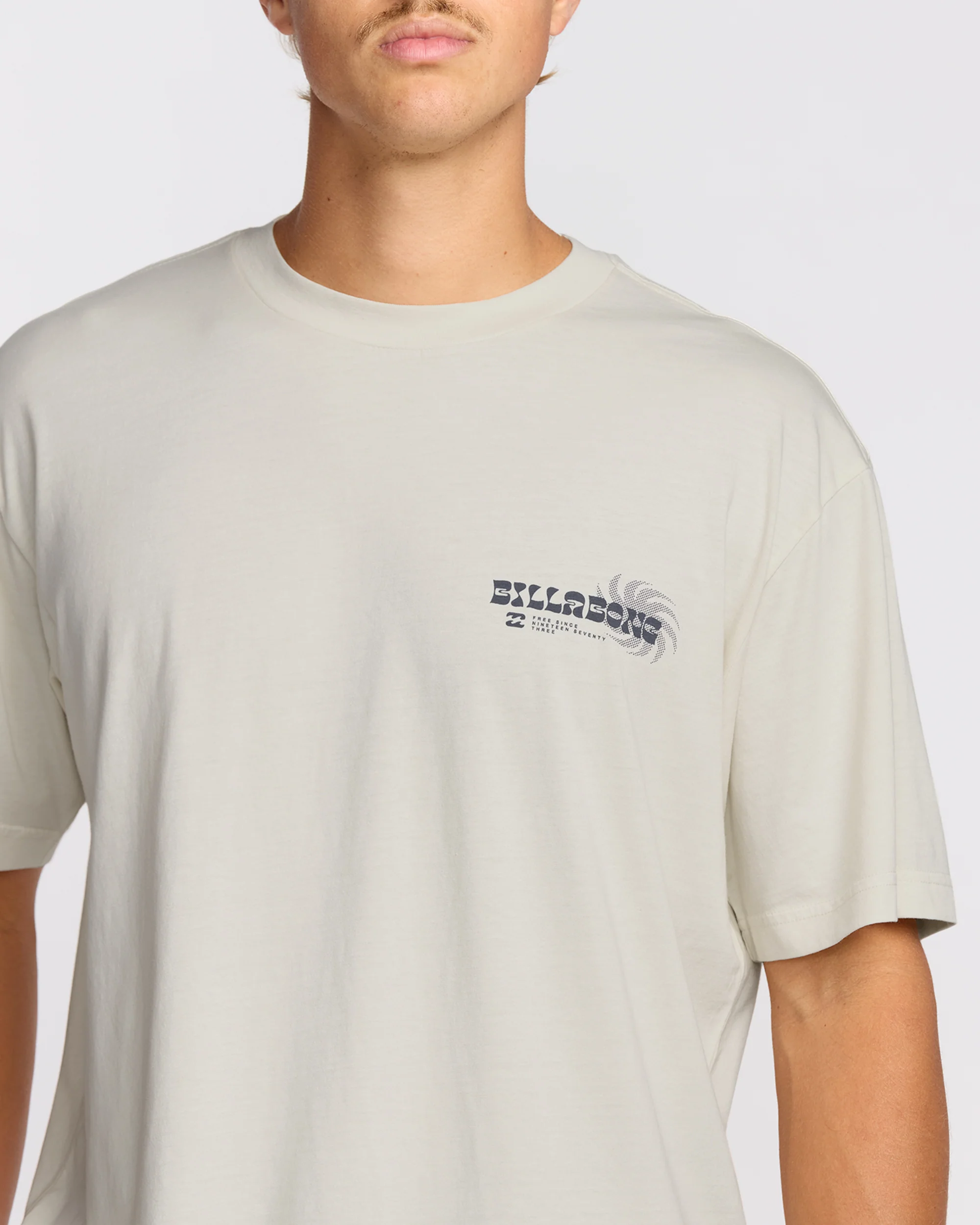 Single Fin Premium Wave Wash Short Sleeve T-Shirt - Off White - Image 5