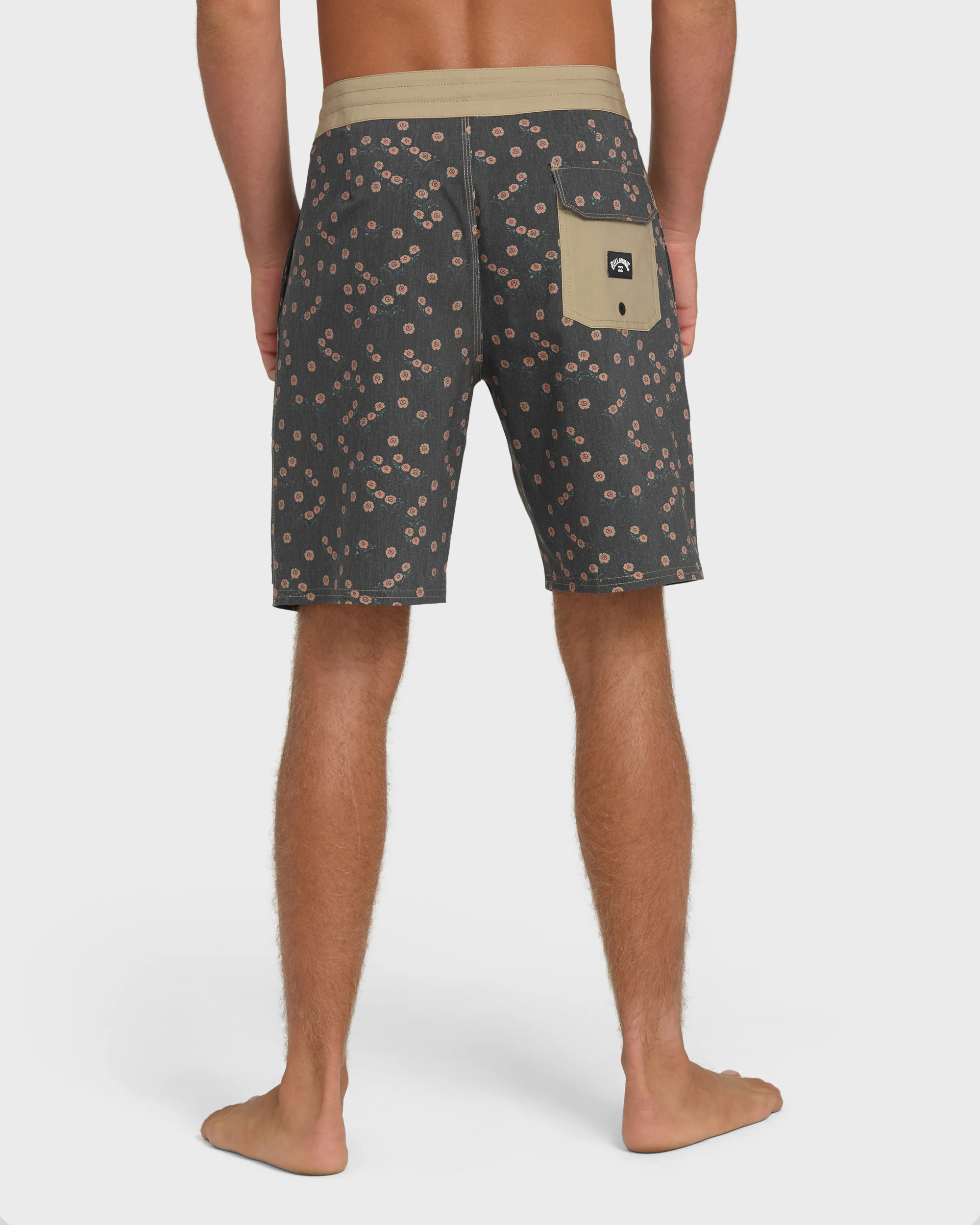 Sundays Lo Tide 18" Boardshorts - Black - Image 2